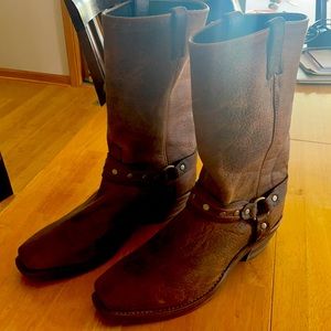 Abilene size 11 leather boots